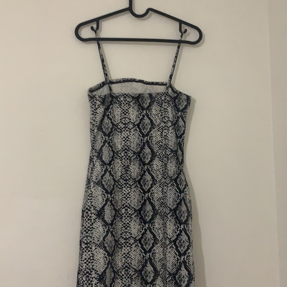 GARAGE dress size small, worn 2 times - Picture 4 of 4